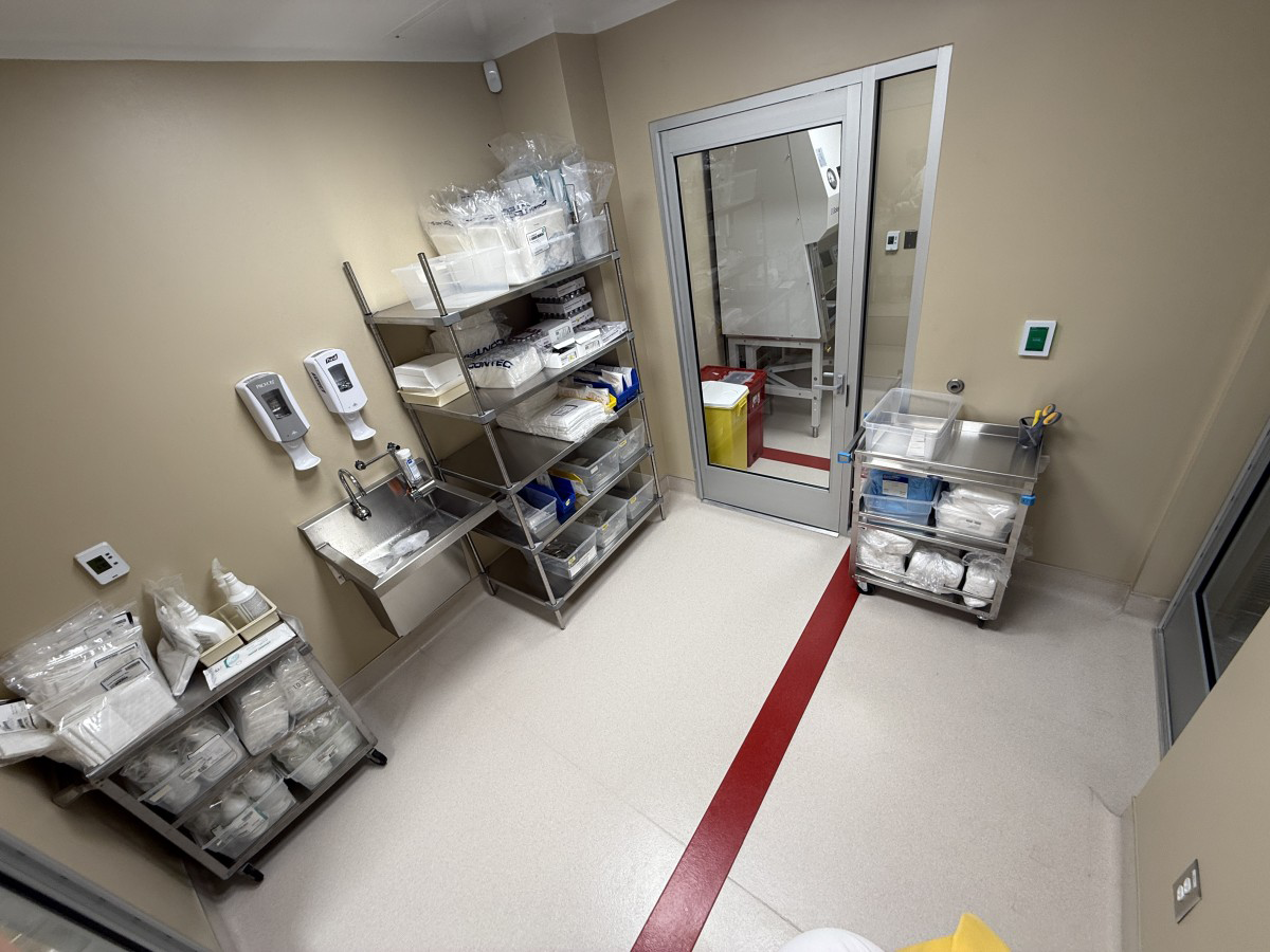 IV Room