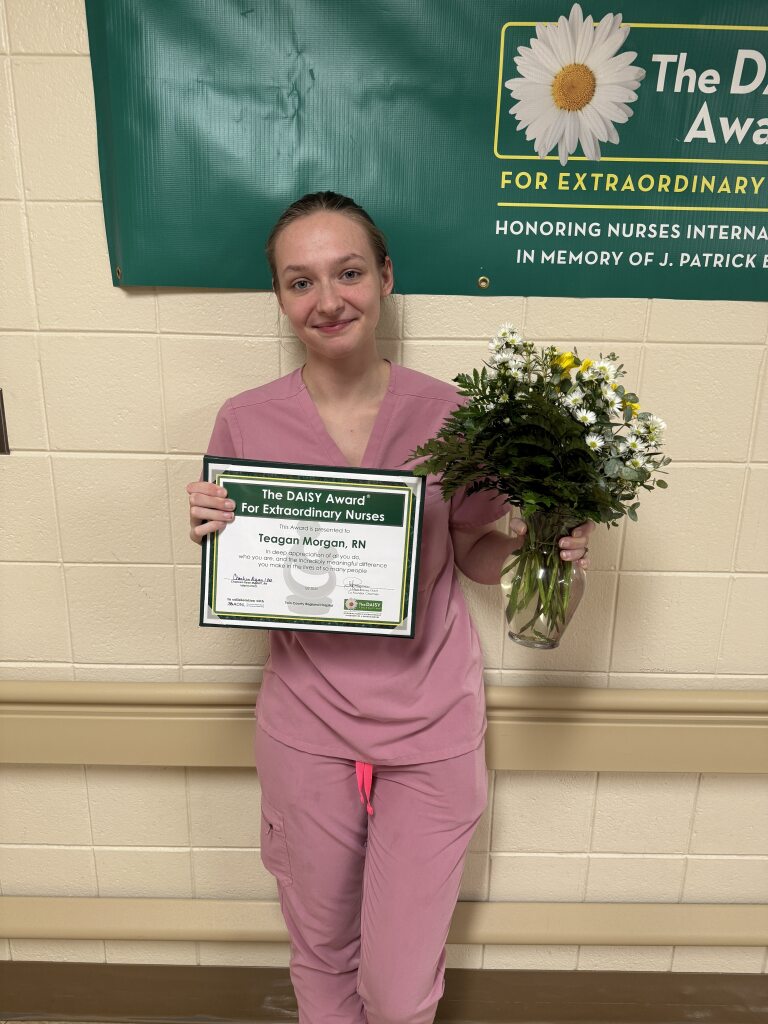 Twin County Regional Healthcare Presents DAISY Award